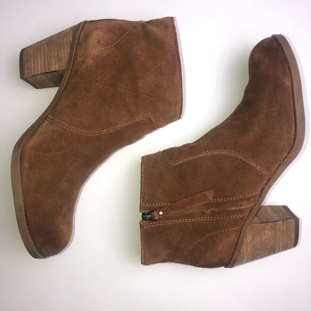 Dolce Vita Suede Bootie - Picture 1 of 7